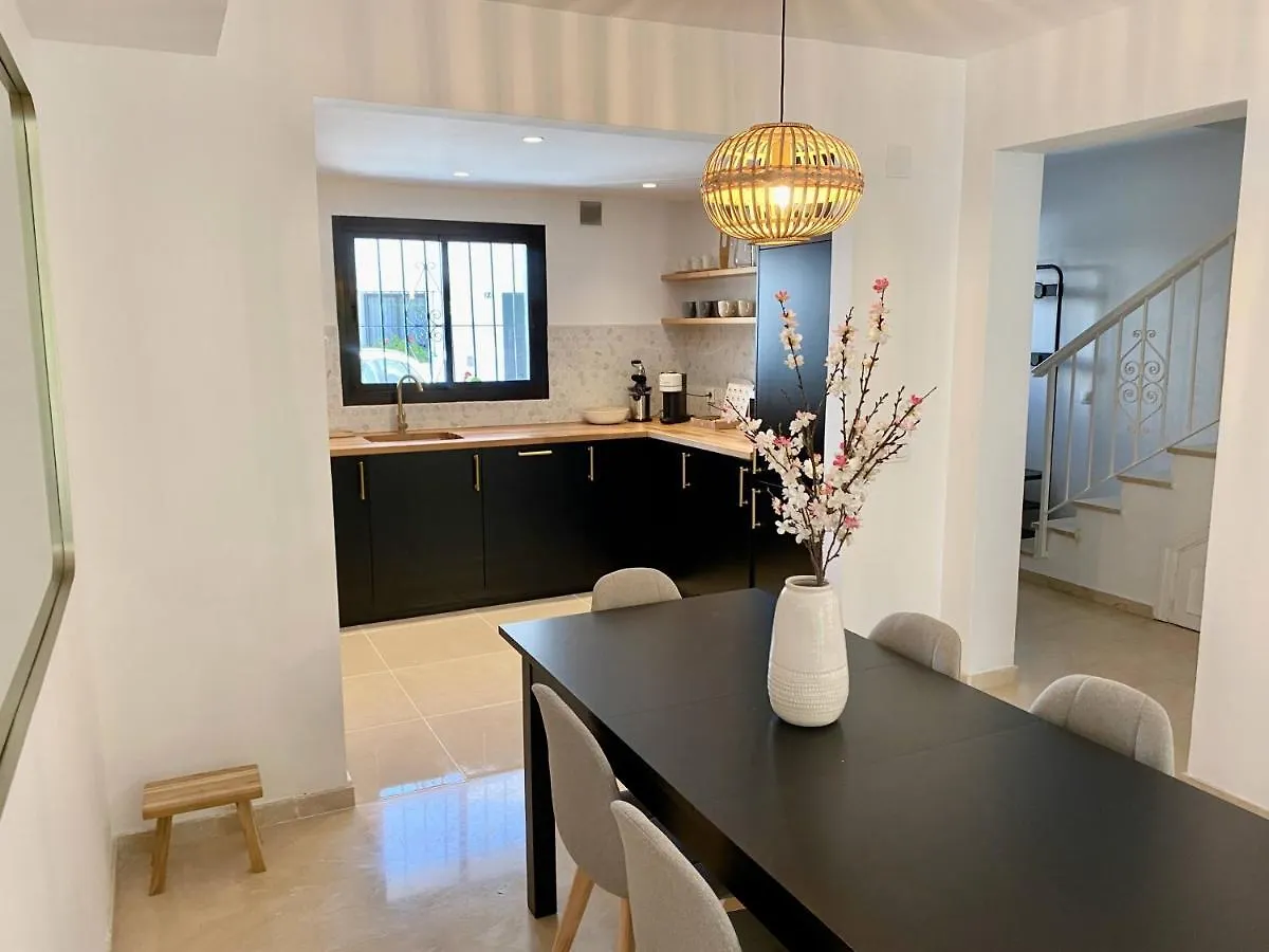 Holiday home Escape To Serenity - 3 Bedroom Townhouse By The Sea! Marbella